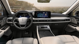 2025 Lincoln Lincoln Aviator Internal Image 2